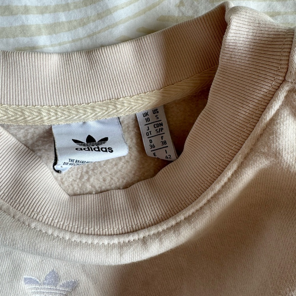 Adidas pullover - Picture 3 of 3